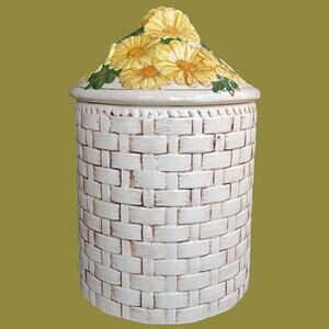 Vintage 1970s Basket of Daisies Hand-Painted Canister